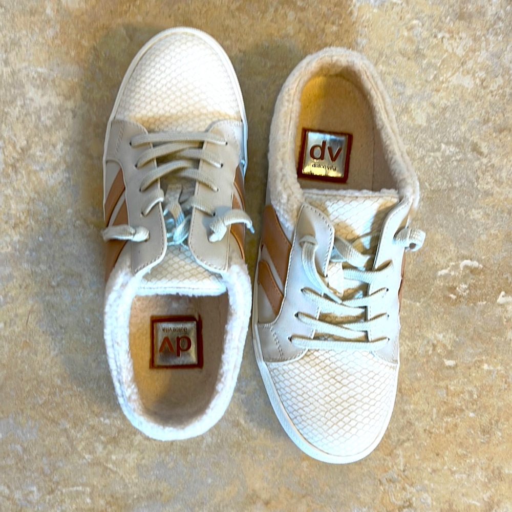 dv by Dolce Vita Slip-on Sneakers. Size 8.5